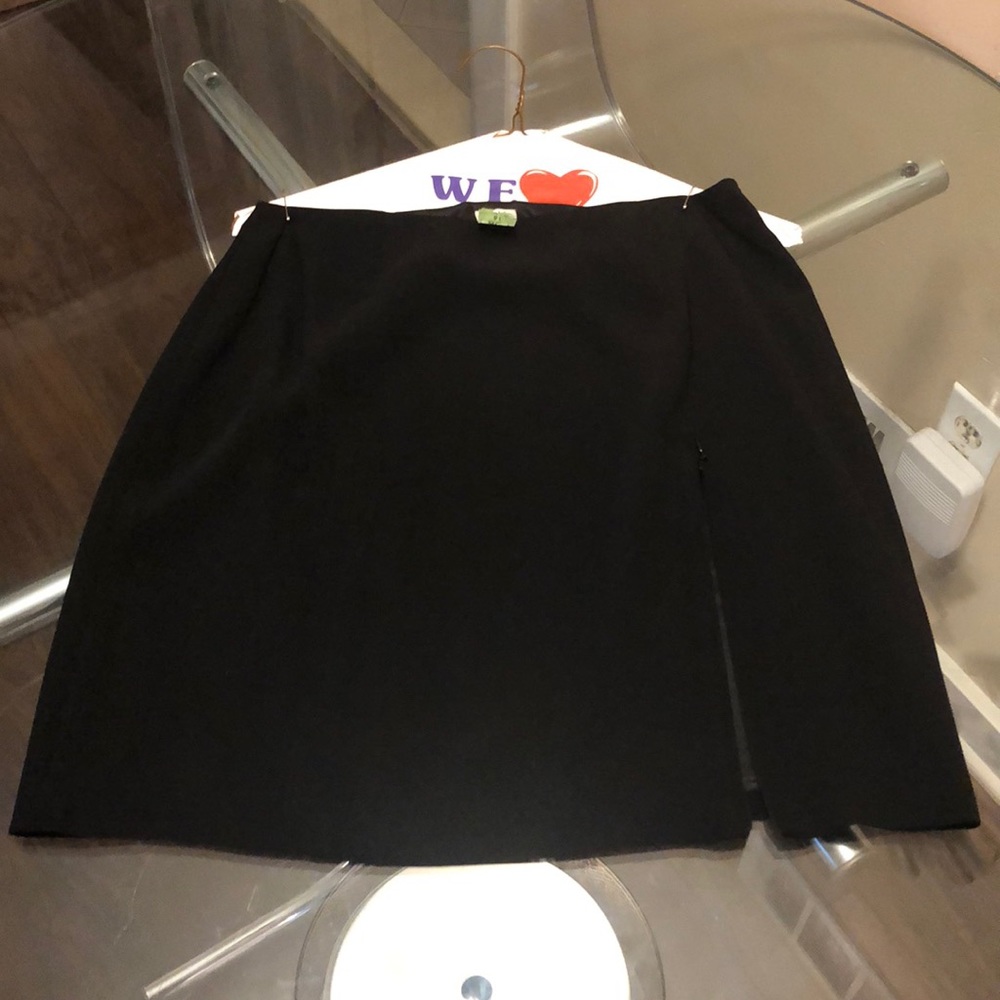 Cache skirt